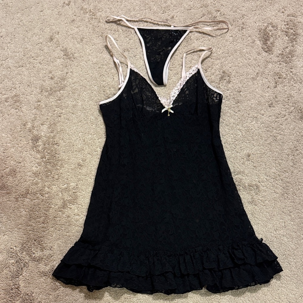 Victoria's Secret Black Lace Chemise Set